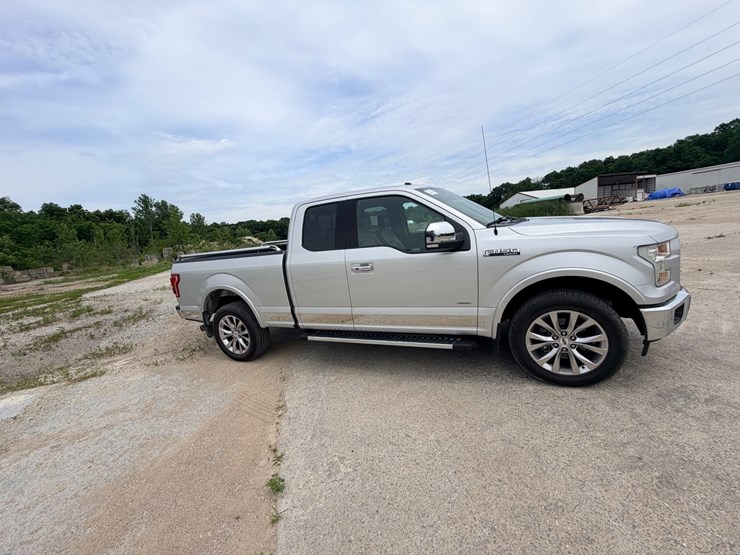 2017-ford-f150-image-13