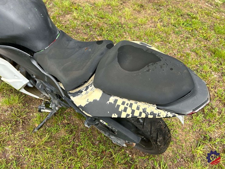 2008-kawasaki-ninja-250r-motorcycle-image-16