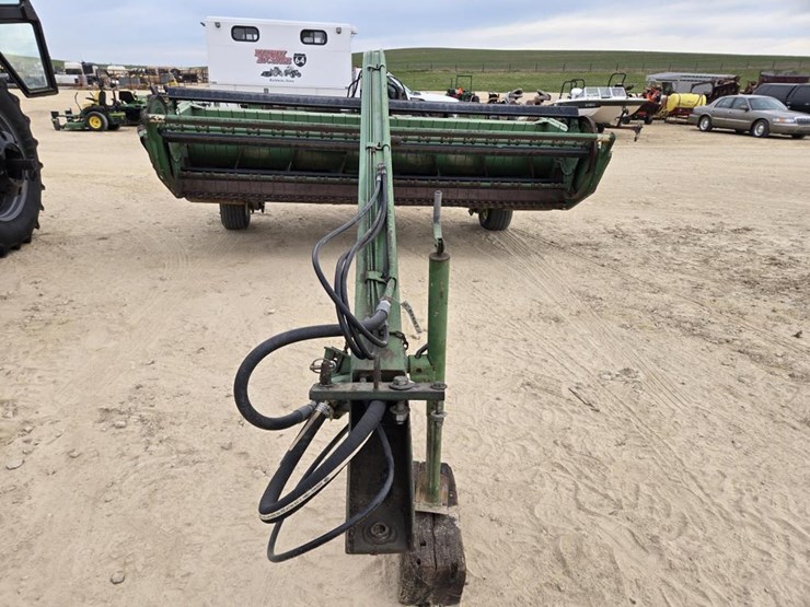 john-deere-240-image-2