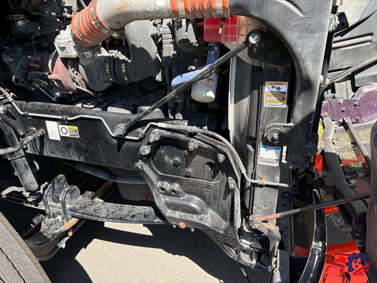 2020-peterbilt-579-image-99