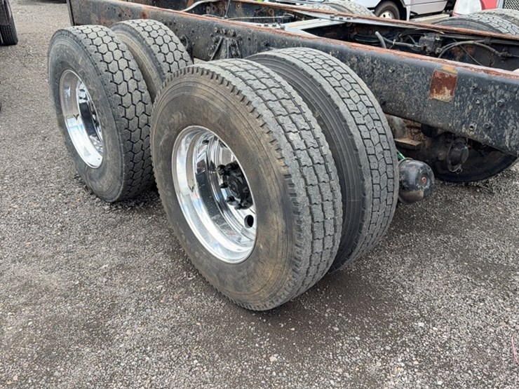 1992-ford-f8000-image-6