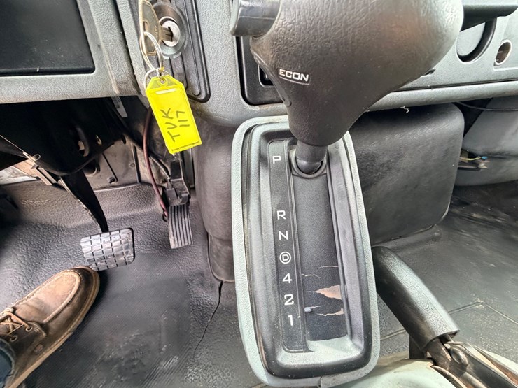 2005-international-durastar-4300-image-61
