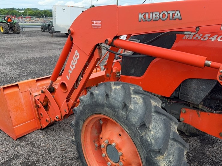 kubota-m8540-image-12