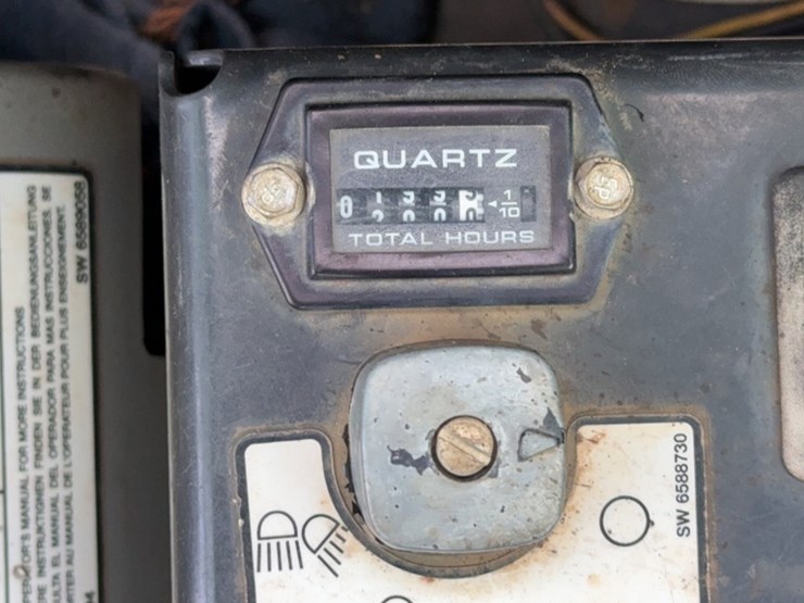 2014-bobcat-324-image-15