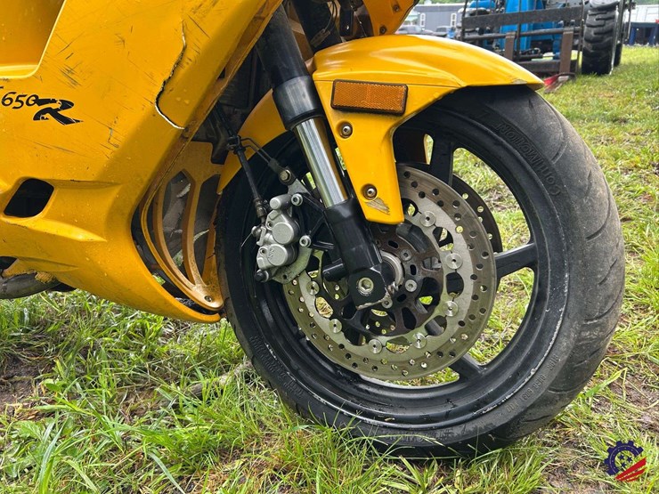 2008-hyosung-gt650-motorcycle-image-18