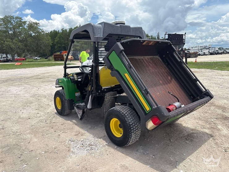 john-deere-gator-image-4