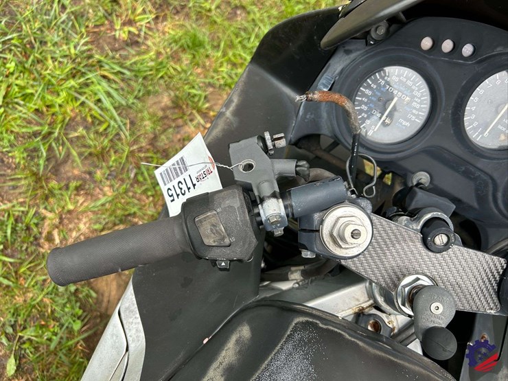 1994-honda-cbr600f-motorcycle-image-23