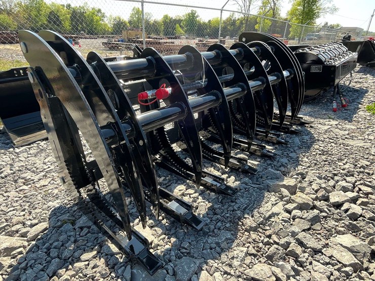 unused-2026-future-ft-clg72-skid-steer-grapple-attachment-image-9