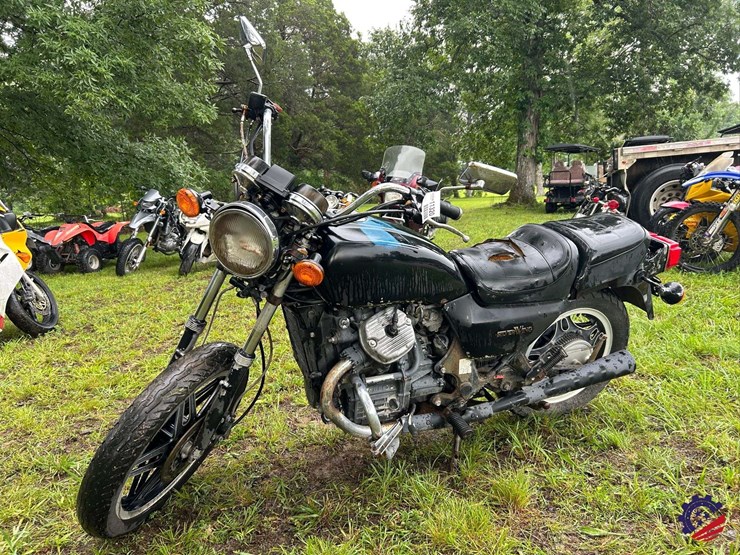 1982-honda-silverwing-gl500-i-motorcycle-image-1