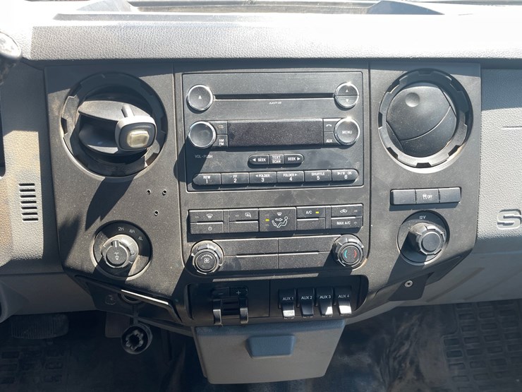 2013-ford-f250-image-30