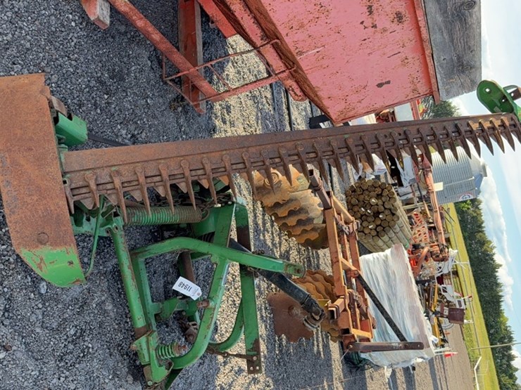 john-deere-7-image-3