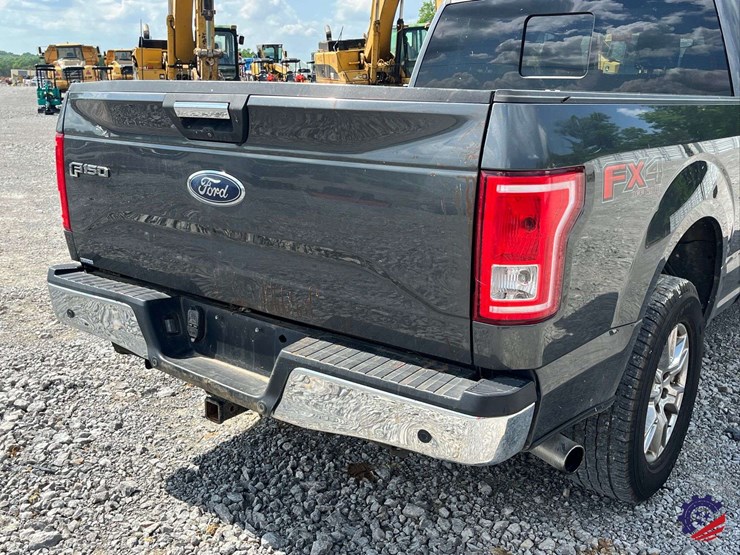 2016-ford-f150-xlt-image-30