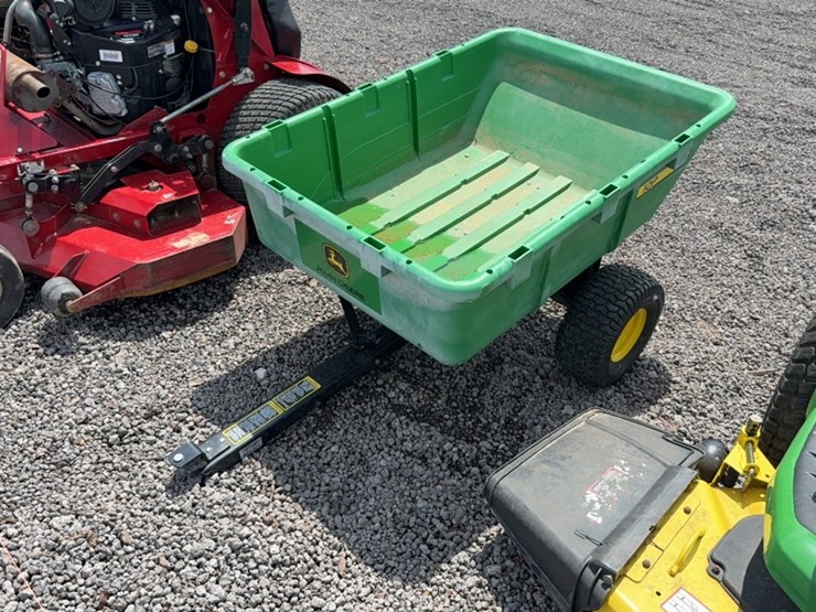 john-deere-10p-image-1