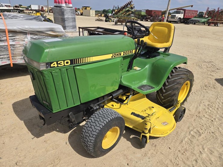 john-deere-430-image-1