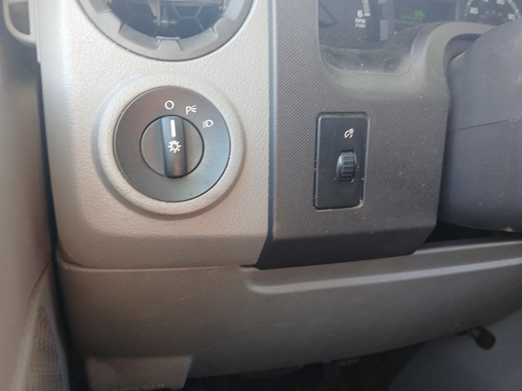 2009-ford-e450-image-67