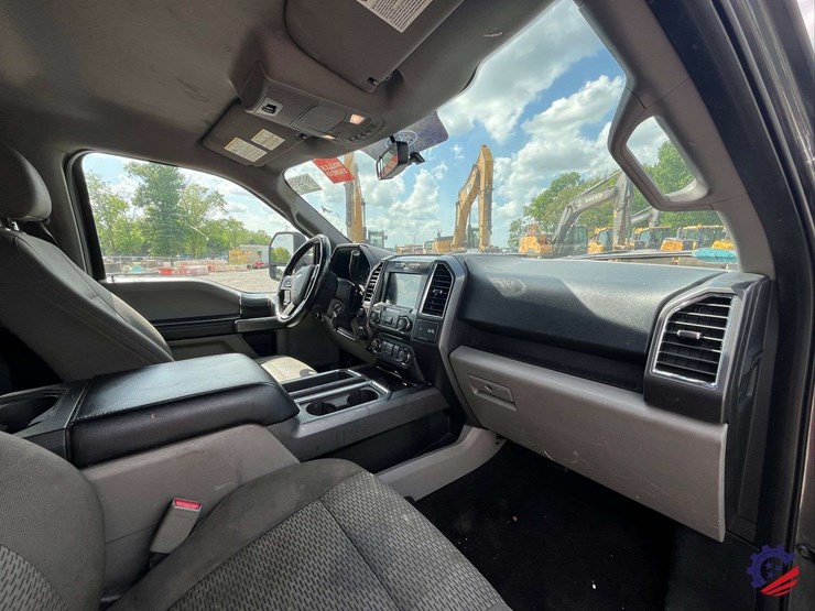 2016-ford-f150-xlt-image-62