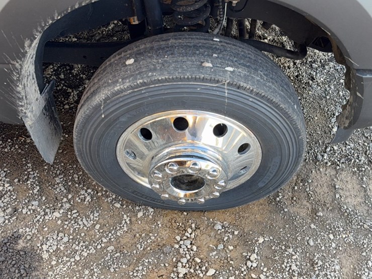 2019-ford-f550-image-4