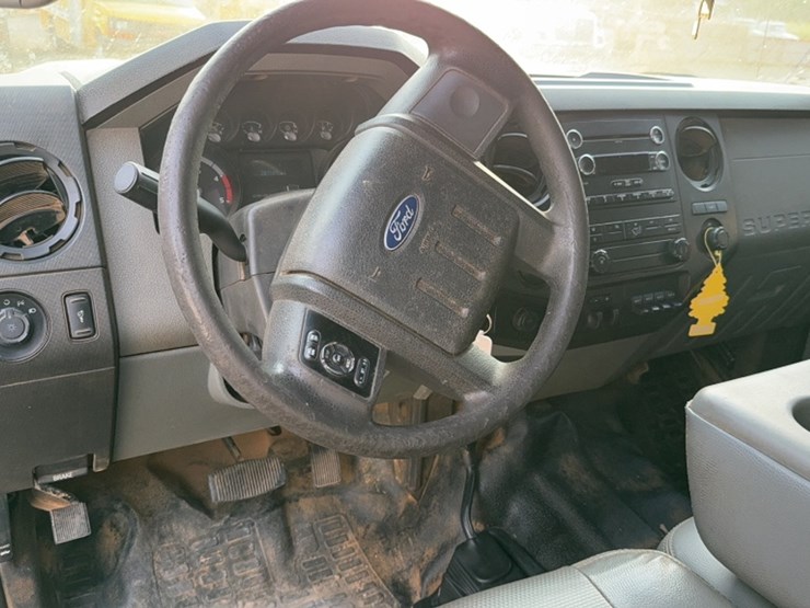 2012-ford-f350-image-21