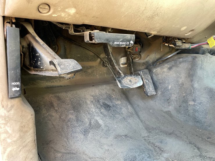 2004-ford-f450-image-28