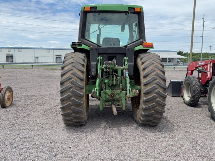 john-deere-6400-image-9