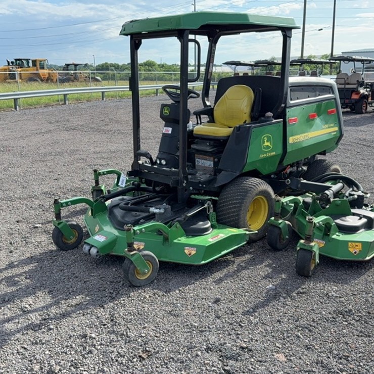 JOHN DEERE 1600