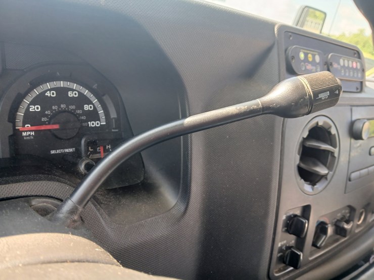 2009-ford-e450-image-64