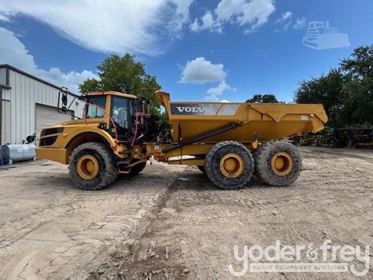 2022-volvo-a25g-image-1
