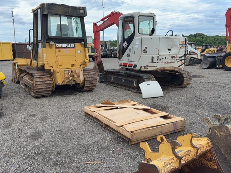 caterpillar-939c-image-19
