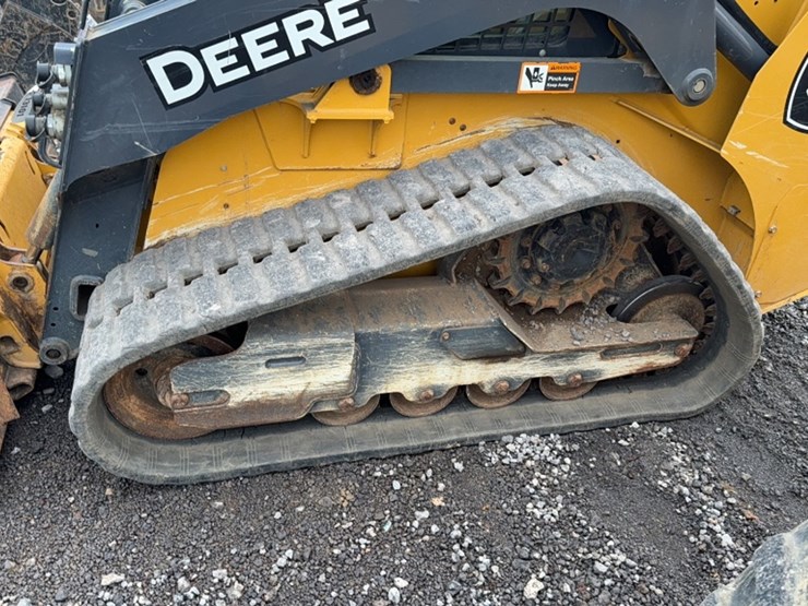 deere-317g-image-12