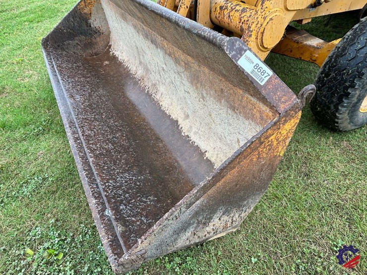 1989-john-deere-310-image-24