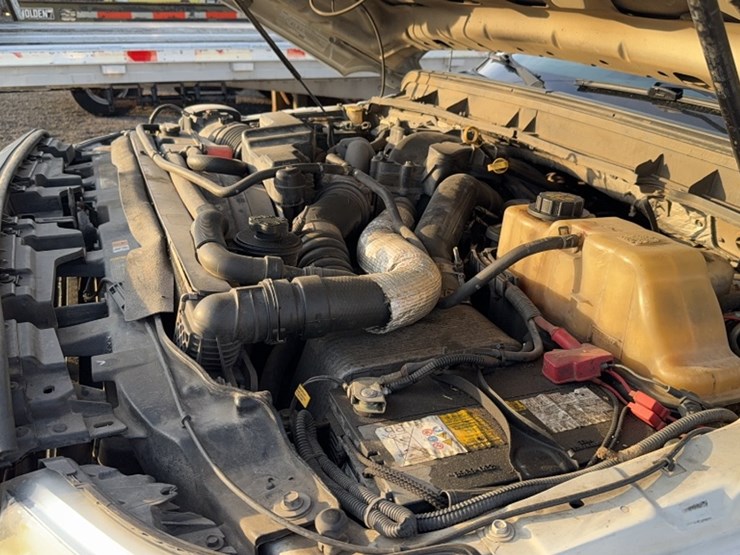 2014-ford-f550-image-29