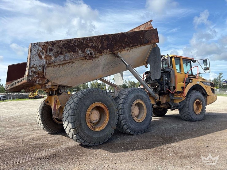 2015-volvo-a25g-image-4