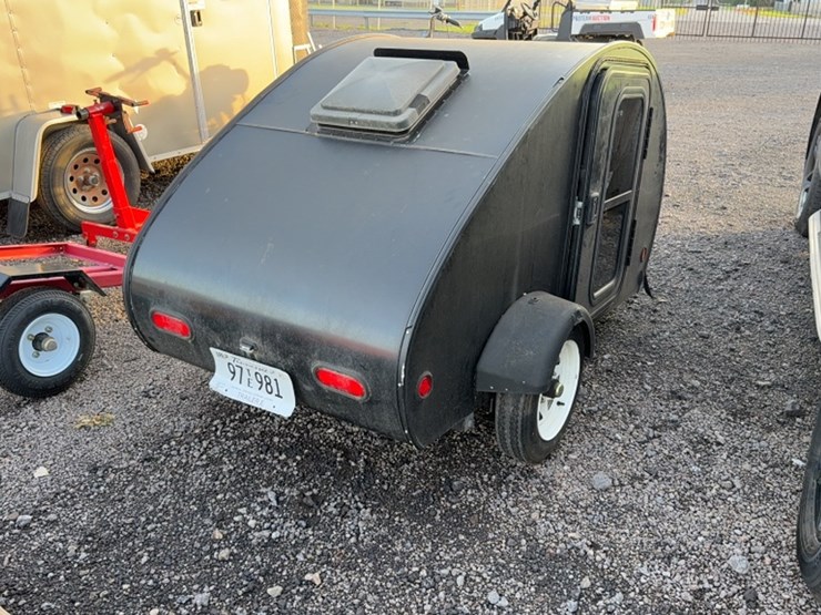 #3019-•-7'-bumper-pull-enclosed-trailer-image-6