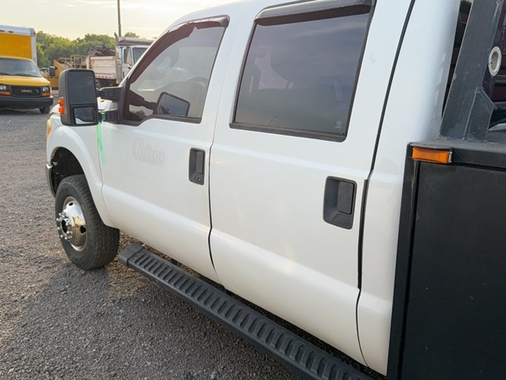 2012-ford-f350-image-17
