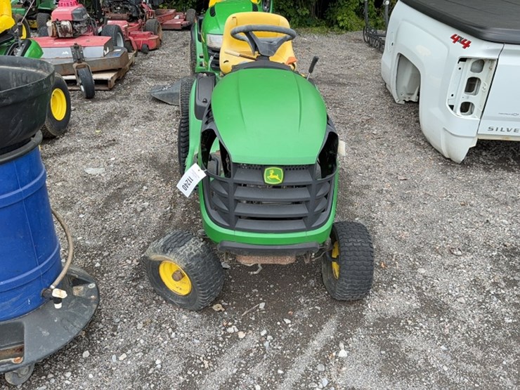john-deere-d130-image-2