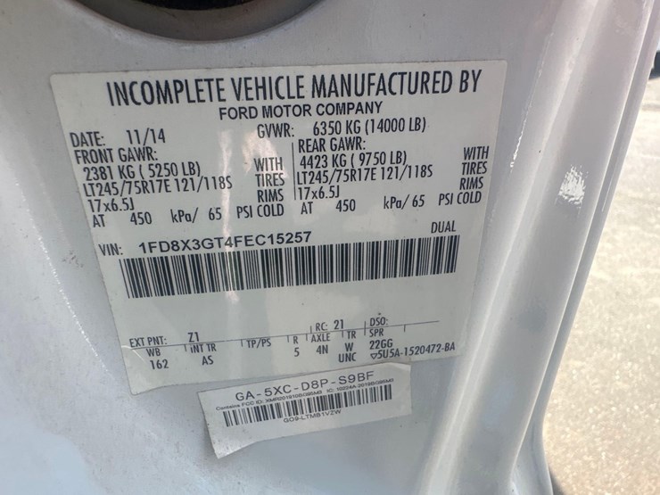 2015-ford-f350-image-19