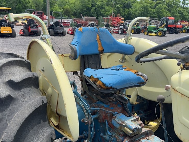 ford-tractor-image-7