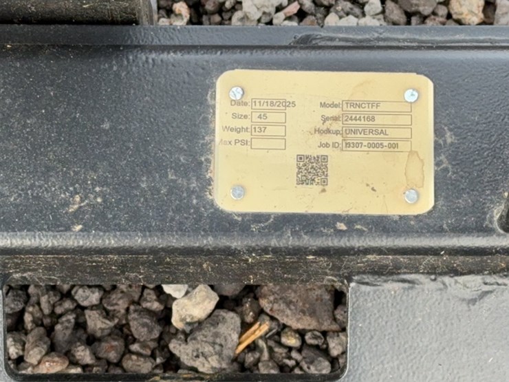 #2078-•-42"-skid-steer-pallet-forks-image-4