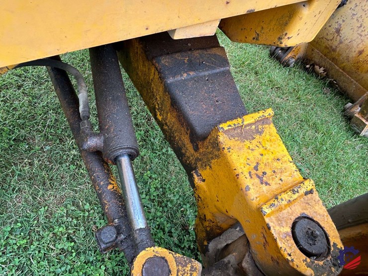 1989-john-deere-310-image-67