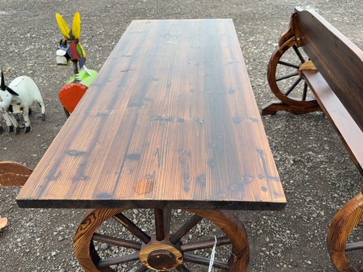 #6059-•-63"-wooden-wagon-wheel-table-image-3