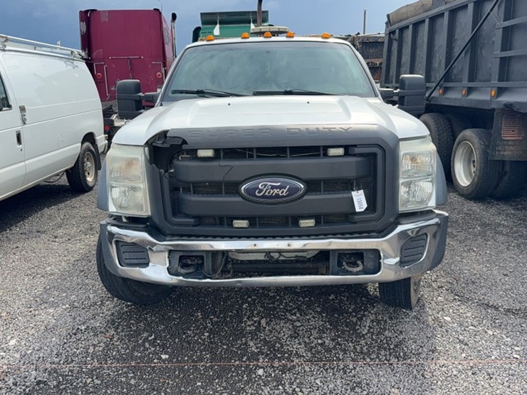 2012-ford-f450-image-2