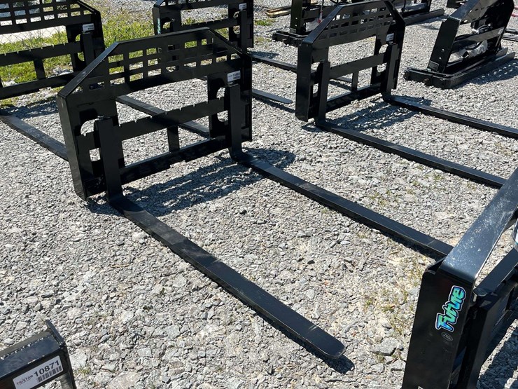 unused-2026-future-ft-dhc-skid-steer-forks---[skid-steer-attachments]-attachment-image-7