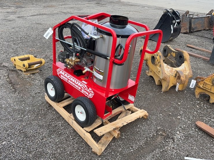 #2025-•-magnum-4000-series-pressure-washer-image-6