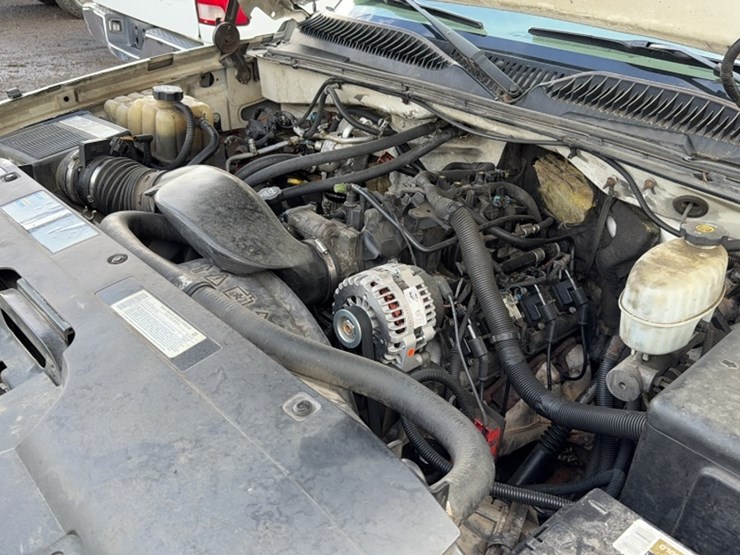 2004-chevrolet-2500-image-20