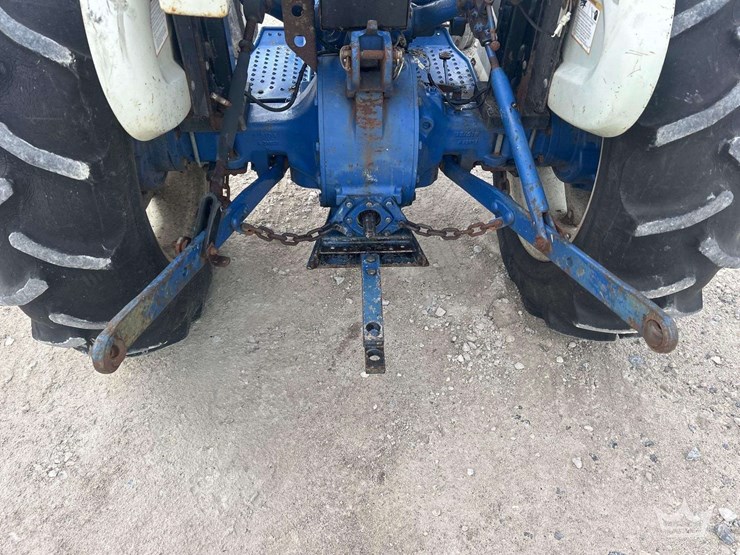 2002-farmtrac-35-image-18