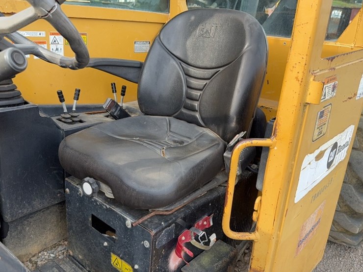 2008-caterpillar-tl1055-image-15