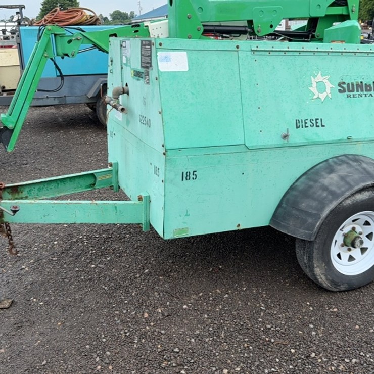 JOHN DEERE 2