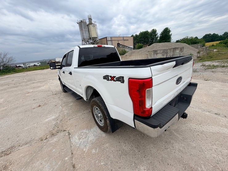 2019-ford-f250-image-5