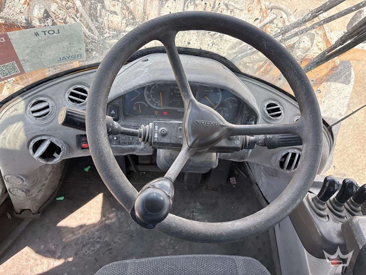volvo-l110h-image-23