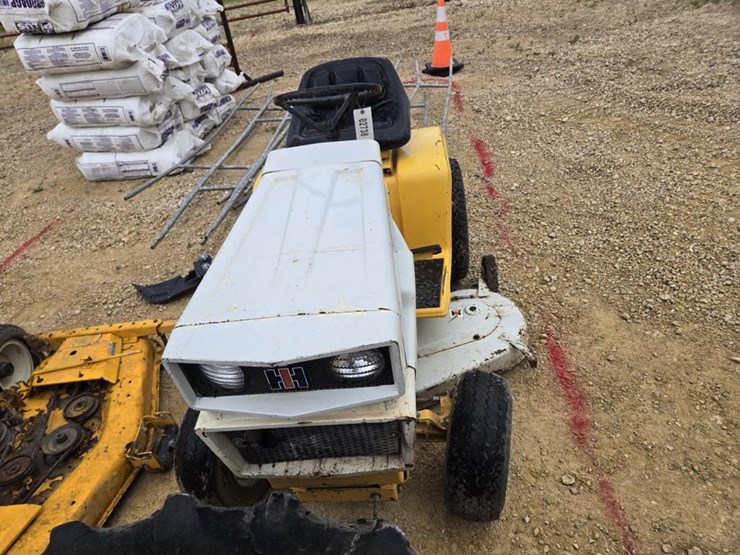 cub-cadet-1650-image-5